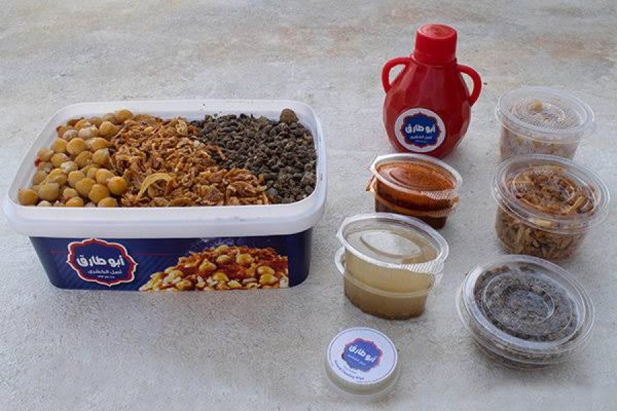 PRIVATE FOOD TOUR TO THE MOST FAMOUS KOSHARY RESTAURANT IN EGYPT — KOSHARY ABOU TAREK